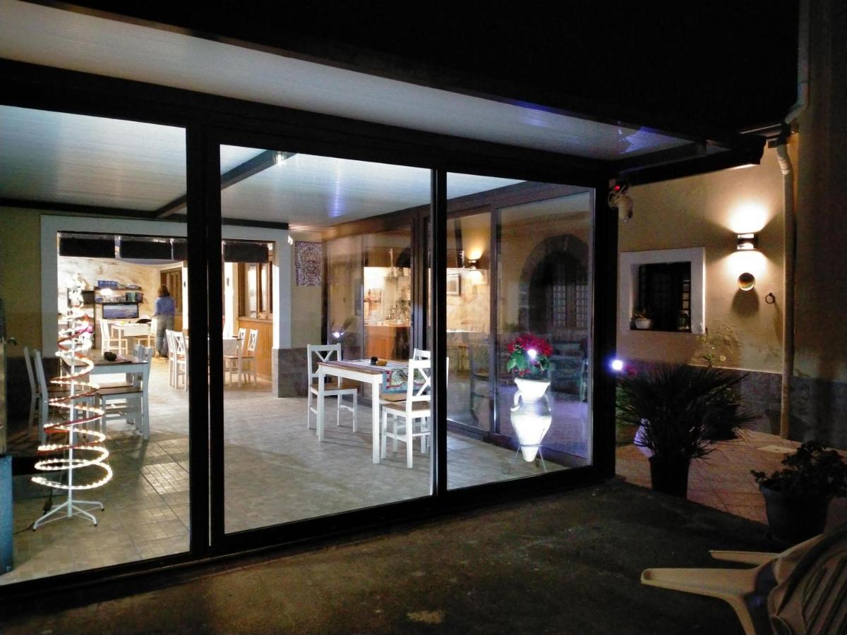Villa Laura Apartment Giardini Naxos Exteriör bild